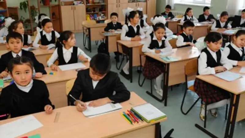 Реформы в образовании назвали причиной близорукости у казахстанских школьников