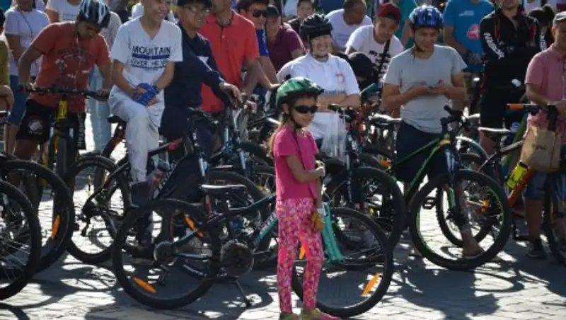 В Алматы прошел первый осенний велопробег 