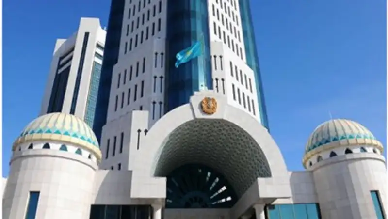 Законопроект о деятельности коллекторов рассмотрит Сенат 6 апреля