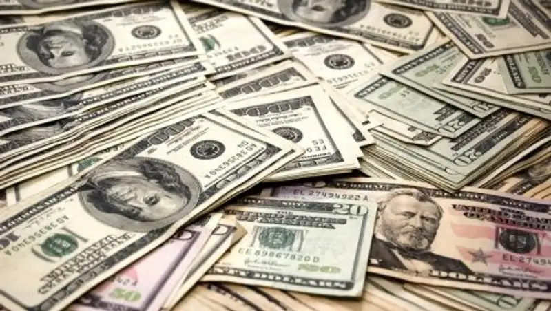 Рост доллара продолжился на дневных торгах