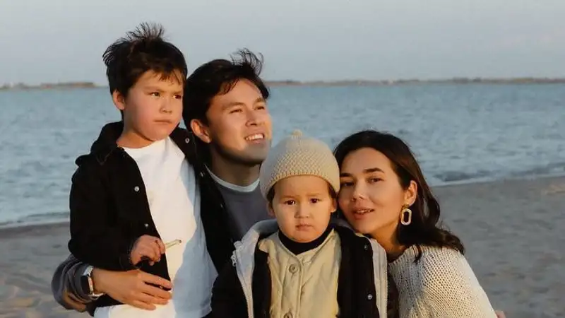 Младший сын популярных блогеров рассмешил казахстанцев