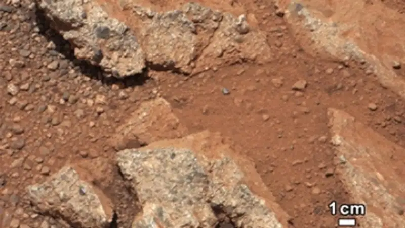 Ровер Curiosity нашел на Марсе речную гальку