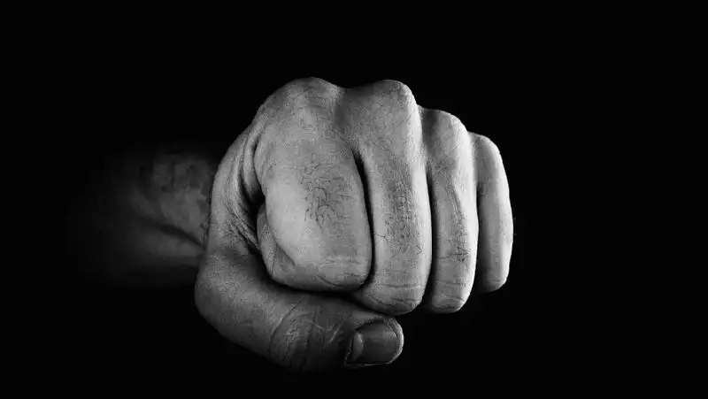 На иностранца напали в Алматы