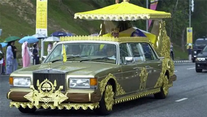 10 самых дорогих лимузинов в мире