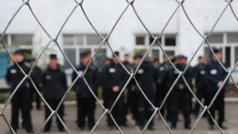 Количество заключенных в Казахстане за 27 лет сократилось на 68 с половиной тысяч