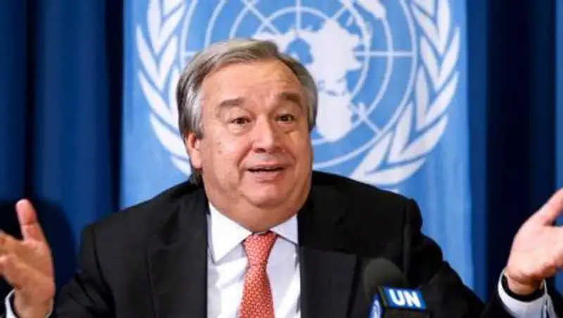 Какой вакциной от COVID-19 привился генсек ООН