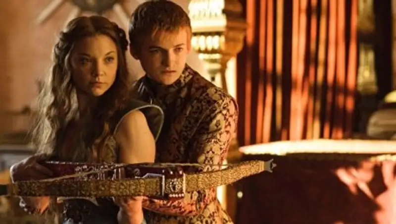 Роскомнадзор потребовал удалить пиратские копии "Игры престолов"