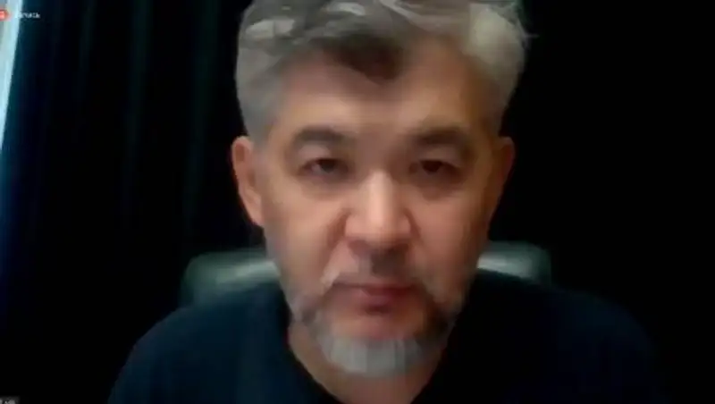 Елжану Биртанову в очередной раз продлили домашний арест