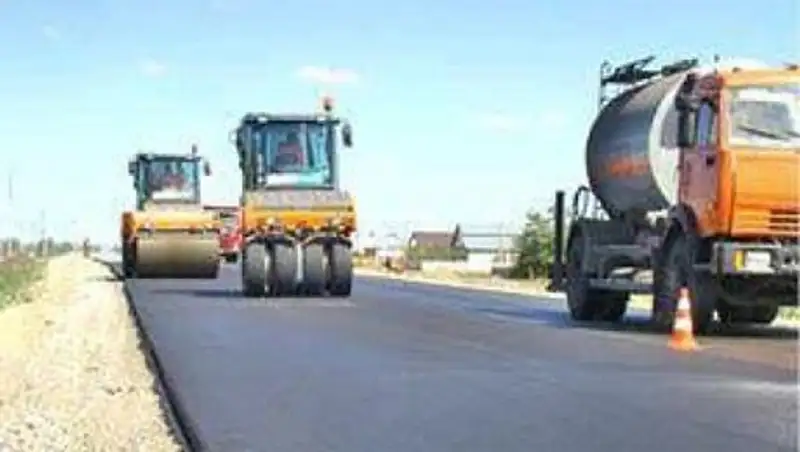 Закончить ремонт автодороги Актобе-Атырау обещают через 1,5 месяца