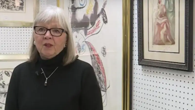 Картину Сальвадора Дали нашли в магазине подержаных вещей