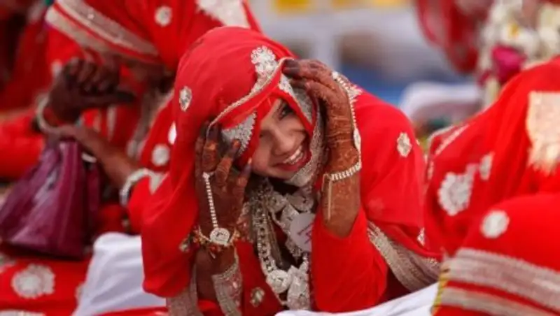 Власти Кашмира ввели запрет на роскошные свадьбы