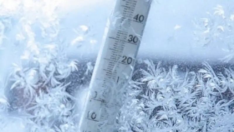 В ВКО из-за морозов отменены занятия