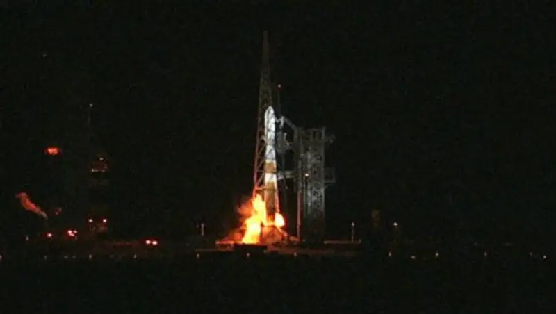 NASA запустило аппарат для изучения Солнца