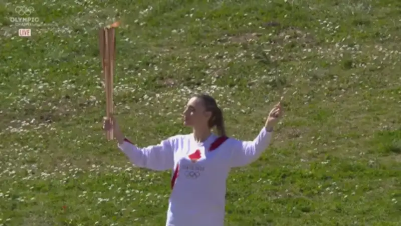 Вопреки коронавирусу: в Греции зажгли огонь Олимпиады-2020