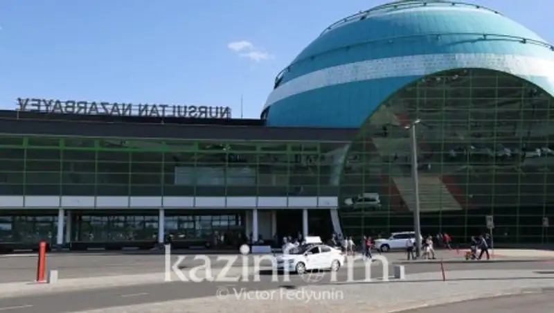 Столичный аэропорт наконец обрел новую вывеску - Nursultan Nazarbayev International Airport