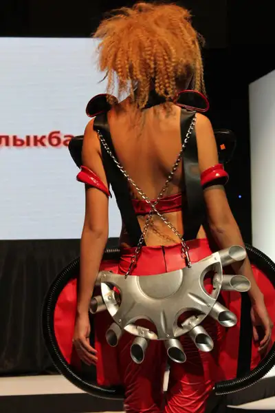 В Алматы состоялся финал конкурса молодых дизайнеров OpenWay (фото), фото - Новости Zakon.kz от 28.09.2012 20:51