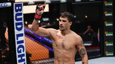 Внук  Мохаммеда Али выиграл бой в ММА, фото - Новости Zakon.kz от 27.11.2022 09:53