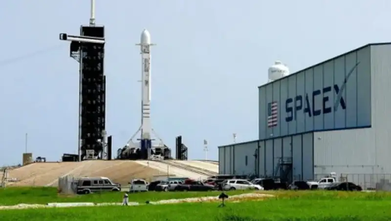 SpaceX запустила на орбиту еще 58 спутников Starlink для 5G-связи