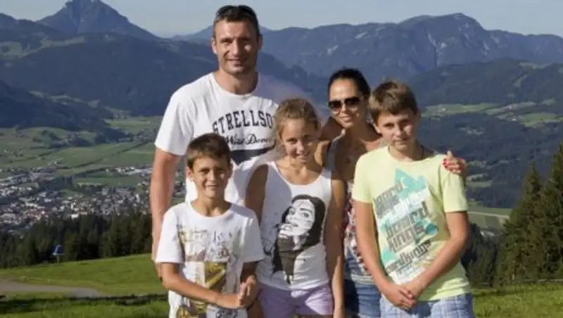 Сына Виталия Кличко укусил аллигатор