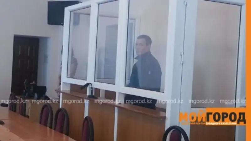 В Уральске осудили мужчину, зарезавшего своего отца в пьяном угаре