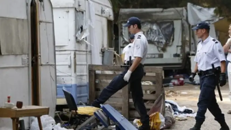 Группы цыган устроила погром во французском городе Муаран