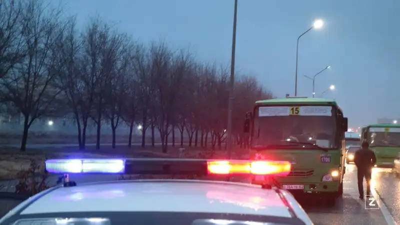 алматы, автобус, наезд, смерть, фото - Новости Zakon.kz от 09.12.2021 09:19