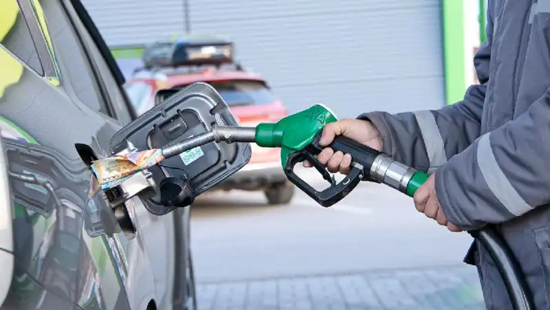 Две тонны дизеля по низким ценам предлагал электрик СТО в Нур-Султане