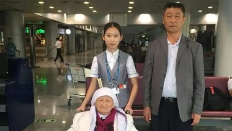 Дипломаты вернули на родину 90-летнюю казашку, задержанную в Китае