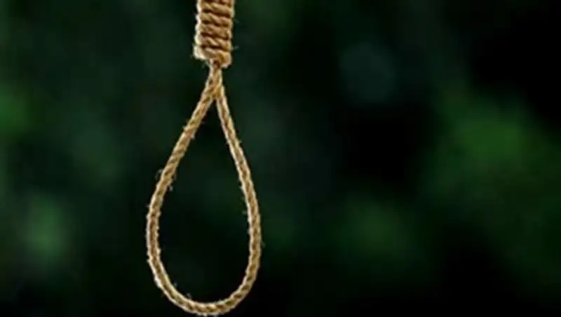 В Уральске два молодых парня повесились в частном доме