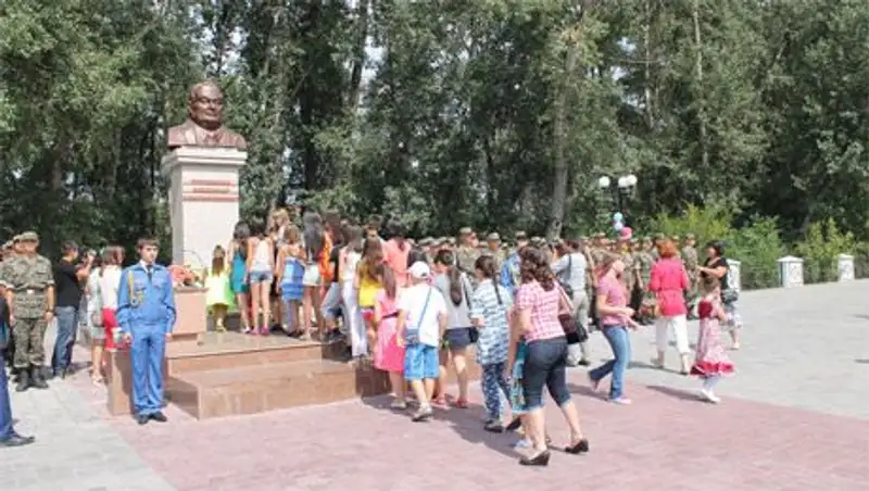 В Усть-Каменогорске отметили праздник улицы имени А. Протозанова