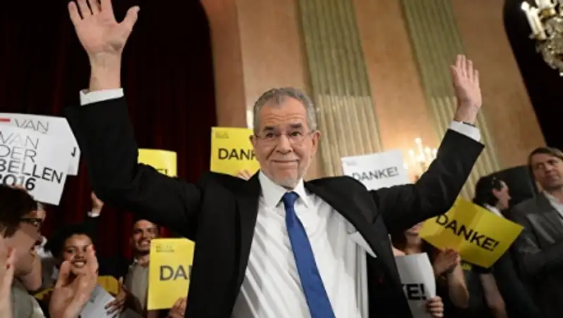 Президентом Австрии избран бывший лидер "зеленых" Александр Ван дер Беллен