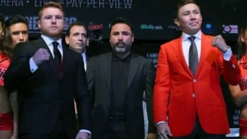 Промоутер «Канело» случайно раскрыл дату второго боя с Головкиным
