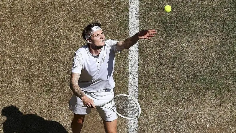 Александр Бублик снялся с парного разряда Уимблдона-2023