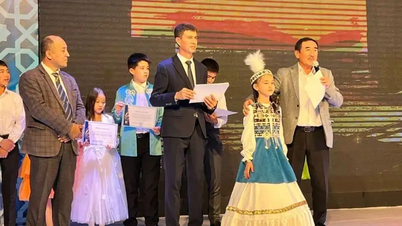В Туркестане прошел конкурс патриотической песни, фото - Новости Zakon.kz от 23.10.2022 18:05