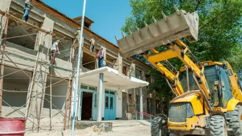 В Казахстане 45 школ признали аварийными, однако взамен построят всего 30