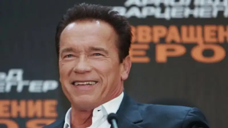 Шварценеггер думает об участии в выборах в сенат США