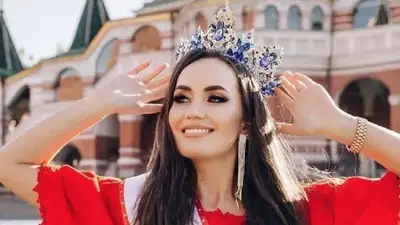 Как выглядит "Миссис Вселенная", которой впервые стала россиянка, фото - Новости Zakon.kz от 06.02.2023 02:18