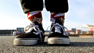 Посетители ночного клуба в Шымкенте прятали мефедрон в носках, фото - Новости Zakon.kz от 07.09.2023 09:55