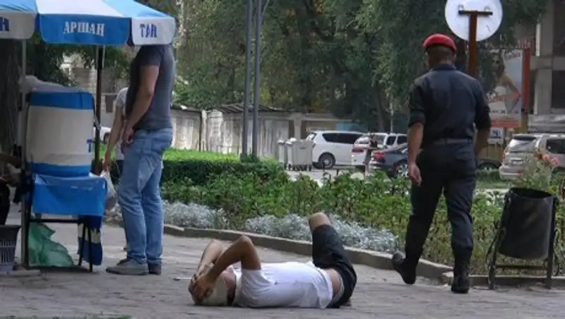 Закон о запрете мата: кыргызстанцев призывают "стучать" друг на друга