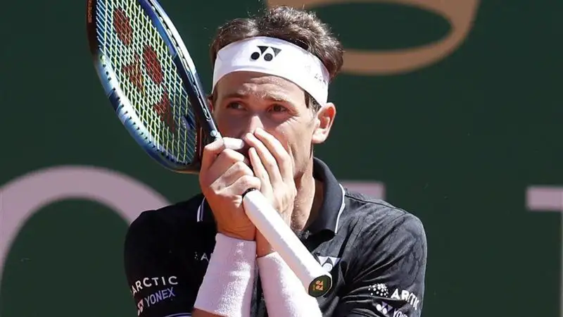 Обидчик Бублика сенсационно проиграл во втором круге турнира в Базеле