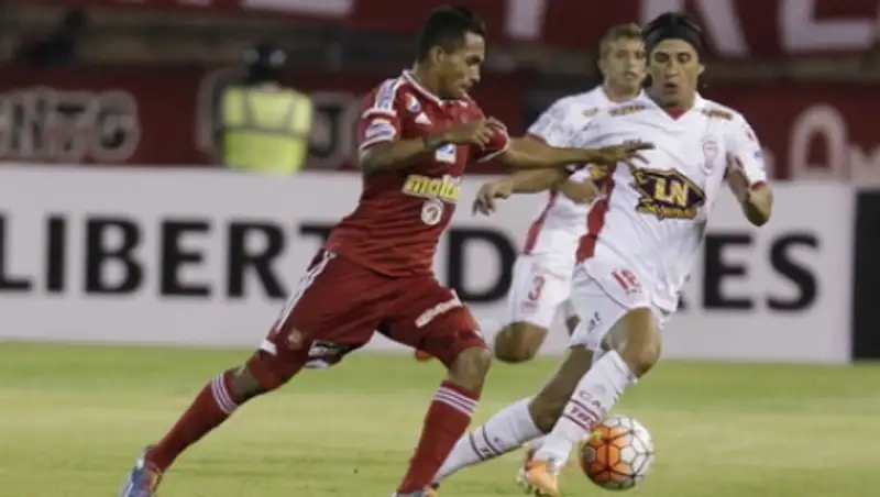 Футболисту ампутировали четыре пальца ноги после аварии автобуса в Венесуэле