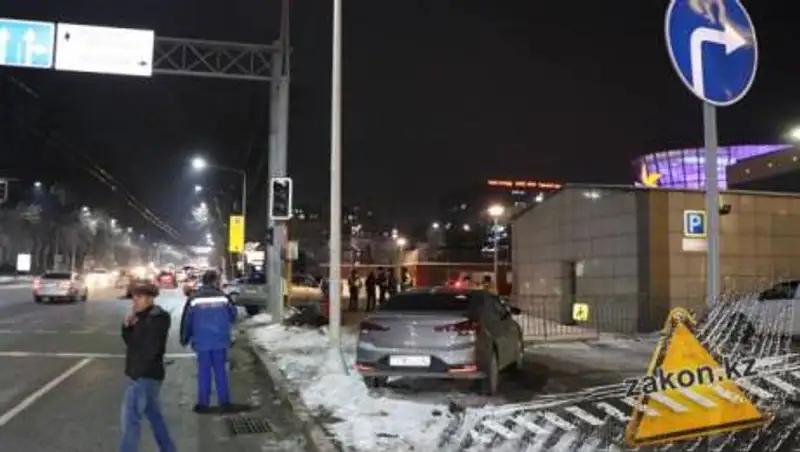 ДТП с автобусом в Алматы: скончалась женщина