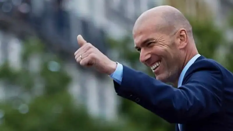 Зидан хочет возглавить «Манчестер Юнайтед»