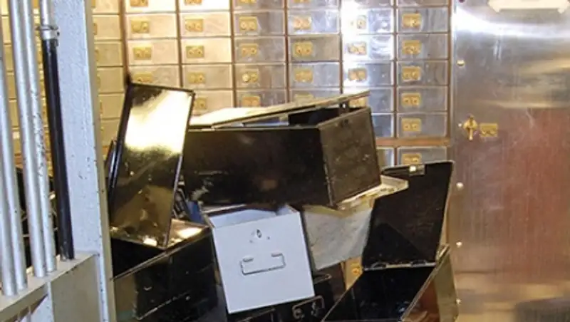 «Дедушкину банду» пенсионеров осудили за крупнейшую кражу в истории Британии