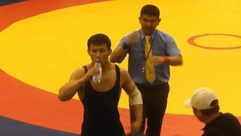 Казахстанец Бекжанов взял серебро на ЧМ по вольной борьбе