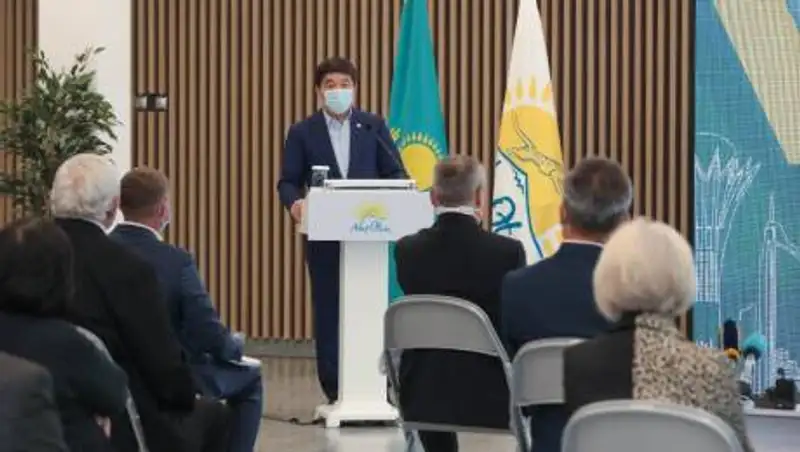 Бауыржан Байбек в Семее обсудил предвыборную программу Nur Otan