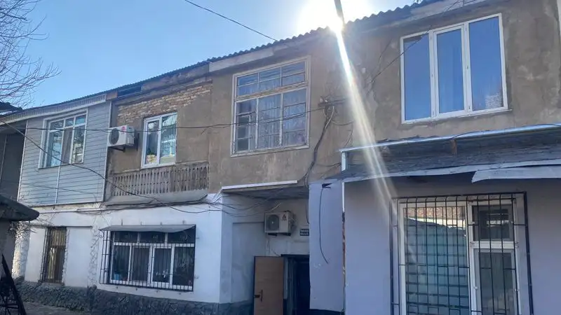 Жители аварийных домов Шымкента боятся принудительного выселения