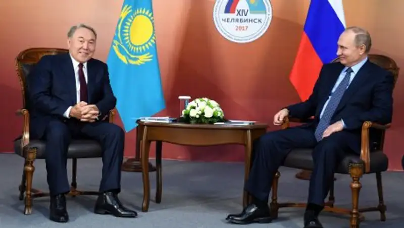 О чем говорили Путин и Назарбаев перед заседанием на форуме