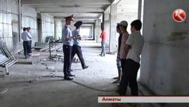 Налоговики вылавливали нелегалов на алматинских стройках