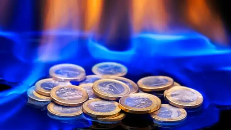 Греция обвалила евро